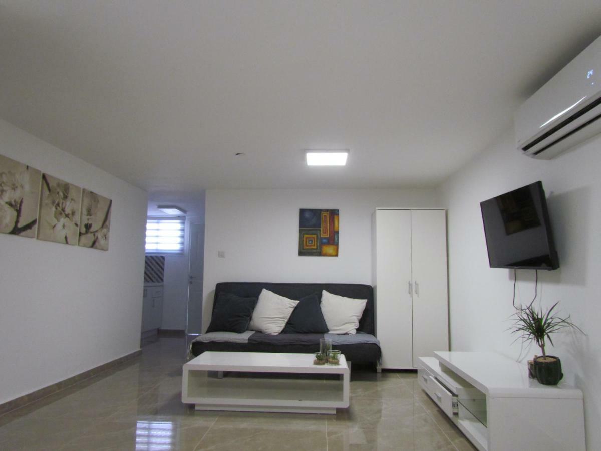 Apartment Eleni *